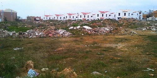 Escombrera detrás del IES Blas Infante